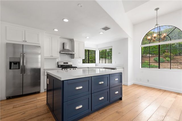 729 Maywood Court, Westlake Village, CA 91362