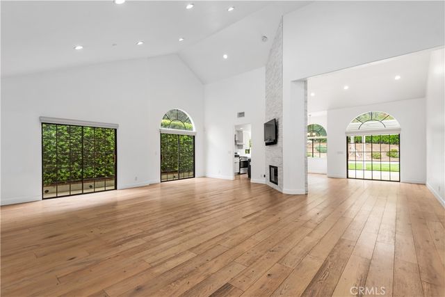 729 Maywood Court, Westlake Village, CA 91362