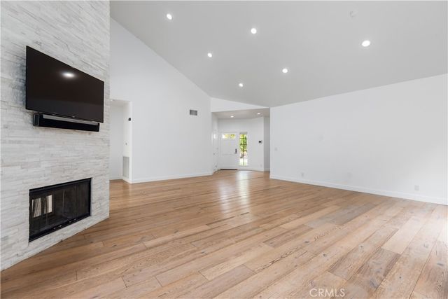 729 Maywood Court, Westlake Village, CA 91362