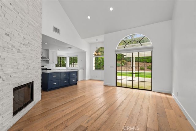 729 Maywood Court, Westlake Village, CA 91362