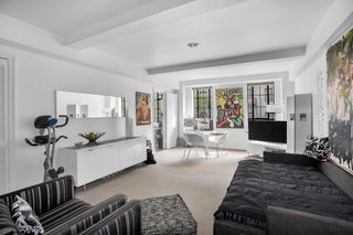 353 W 56TH Street # 3J, New York City, NY 10019