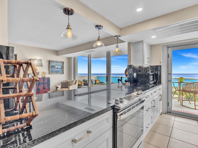 2841 N Ocean Boulevard 1708, Fort Lauderdale, FL 33308