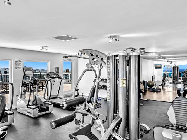 2841 N Ocean Boulevard 1708, Fort Lauderdale, FL 33308