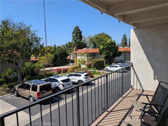 2292 Via Puerta B, Laguna Woods, CA 92637