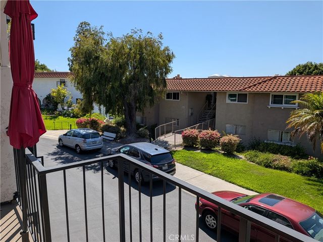2292 Via Puerta B, Laguna Woods, CA 92637