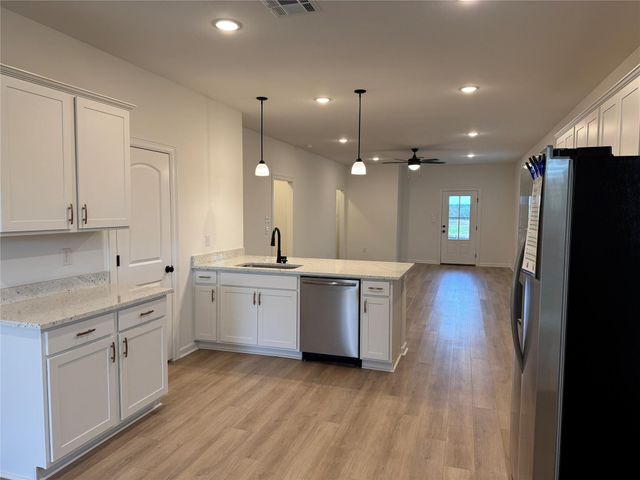 12815 Hannah Springs Lane, Magnolia, TX 77354