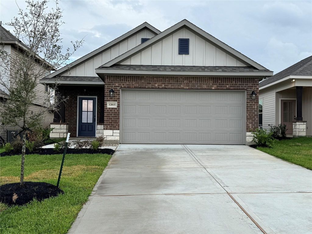 12815 Hannah Springs Lane, Magnolia, TX 77354