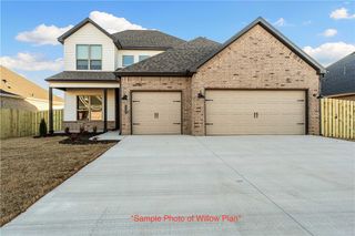 1502 Lookout Lane, Cave Springs, AR 72718