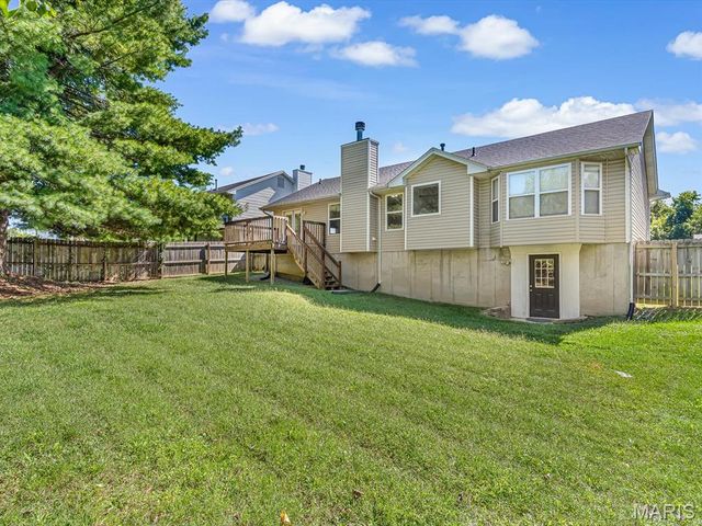 145 Pine Hollow Lane, Collinsville, IL 62234