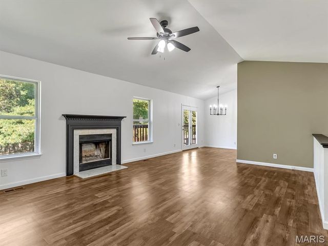 145 Pine Hollow Lane, Collinsville, IL 62234
