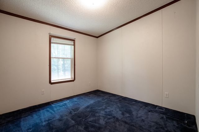 1280 Calvert RD, Vinton, VA 24179