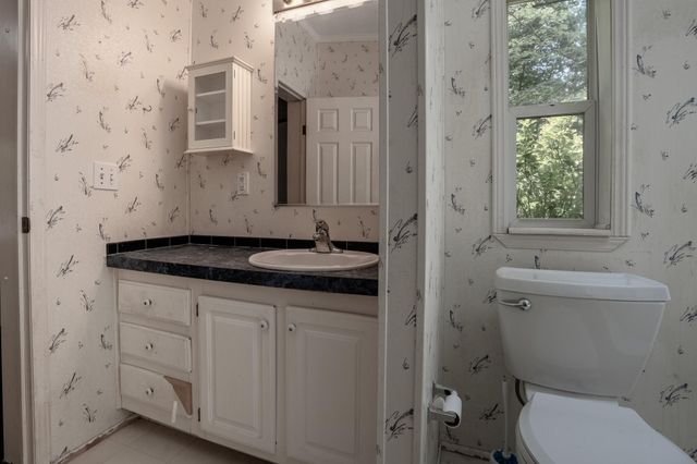 1280 Calvert RD, Vinton, VA 24179