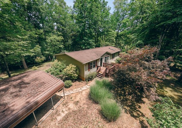 1280 Calvert RD, Vinton, VA 24179