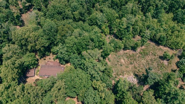 1280 Calvert RD, Vinton, VA 24179
