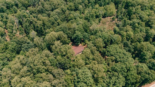 1280 Calvert RD, Vinton, VA 24179