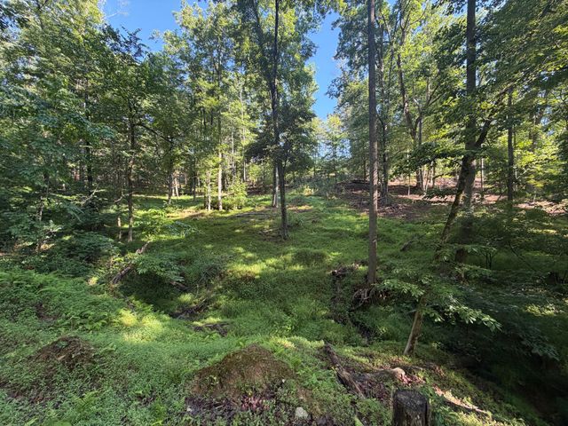 1280 Calvert RD, Vinton, VA 24179
