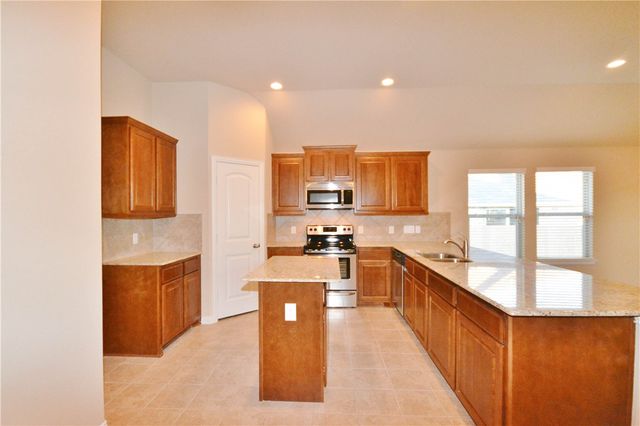 122 Eagle Feather, Waxahachie, TX 75165