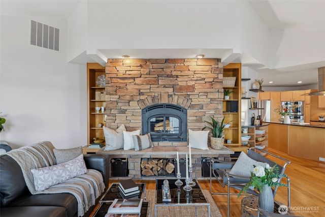 11318 Vipond Drive NW, Gig Harbor, WA 98329