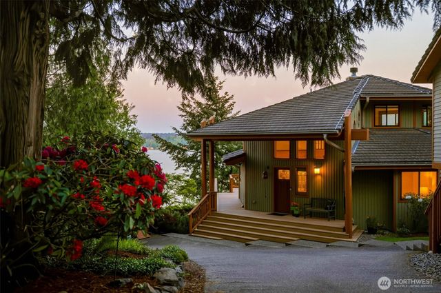 11318 Vipond Drive NW, Gig Harbor, WA 98329