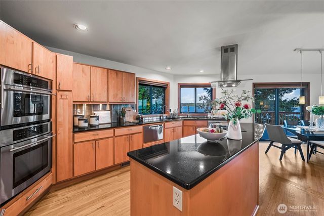 11318 Vipond Drive NW, Gig Harbor, WA 98329