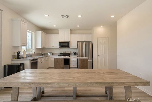 28443 Sandy Plains, Nuevo, CA 92567