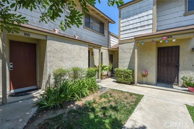 1031 S Palmetto Avenue W8, Ontario, CA 91762