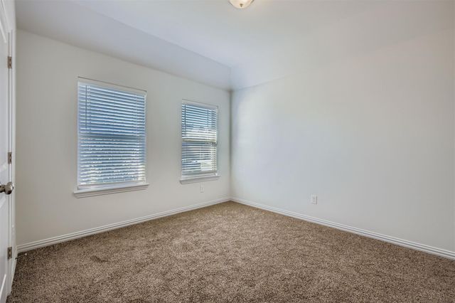 154 Eagle Ford DR, Kyle, TX 78640