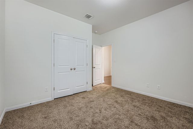 154 Eagle Ford DR, Kyle, TX 78640