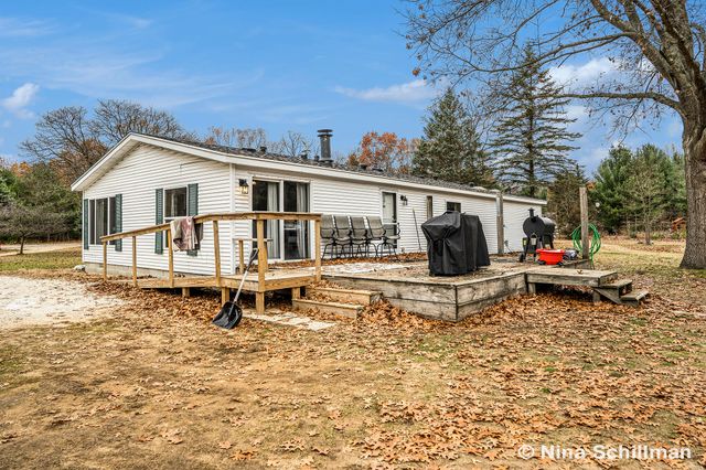 9150 S Mundy Avenue, Newaygo, MI 49337