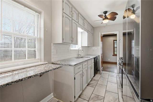 3014 Shrine Park Road, Leavenworth, KS 66048