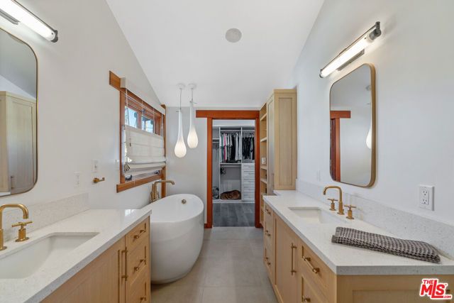 706 Navy Street, Santa Monica, CA 90405