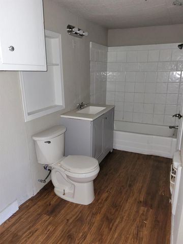 1102 NEFF AVENUE, Wichita Falls, TX 76301