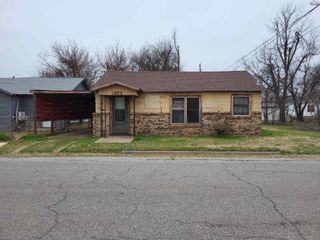 1102 NEFF AVENUE, Wichita Falls, TX 76301