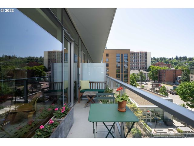 1221 Sw 10TH Ave 612, Portland, OR 97205