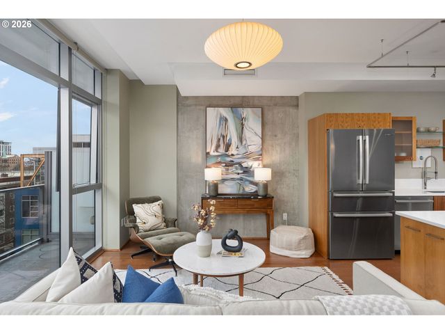 1221 Sw 10TH Ave 612, Portland, OR 97205