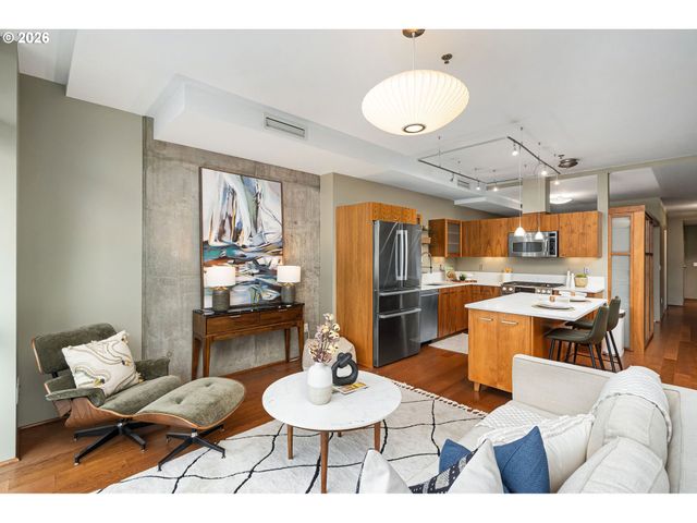 1221 Sw 10TH Ave 612, Portland, OR 97205