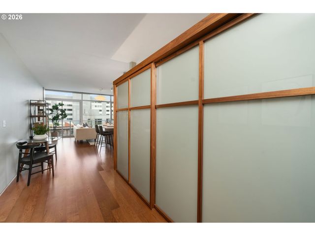 1221 Sw 10TH Ave 612, Portland, OR 97205