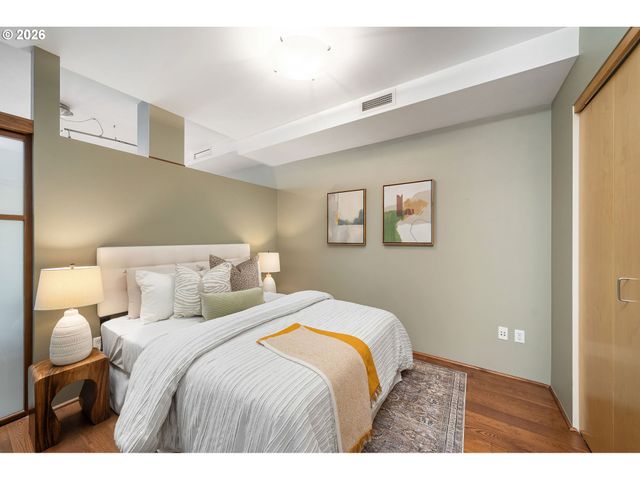 1221 Sw 10TH Ave 612, Portland, OR 97205