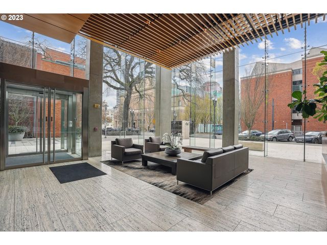 1221 Sw 10TH Ave 612, Portland, OR 97205