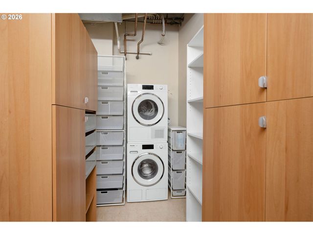 1221 Sw 10TH Ave 612, Portland, OR 97205