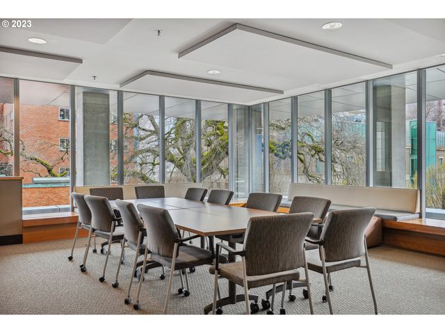 1221 Sw 10TH Ave 612, Portland, OR 97205