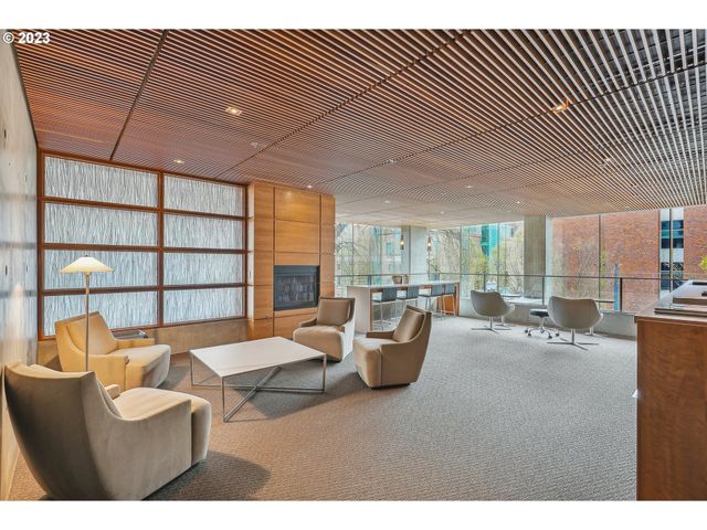 1221 Sw 10TH Ave 612, Portland, OR 97205