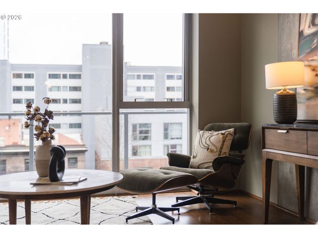 1221 Sw 10TH Ave 612, Portland, OR 97205