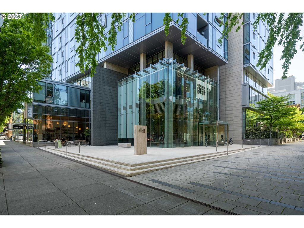 1221 Sw 10TH Ave 612, Portland, OR 97205