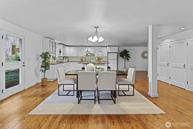 12121 NE 66th Street, Kirkland, WA 98033