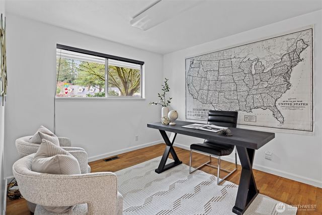 12121 NE 66th Street, Kirkland, WA 98033