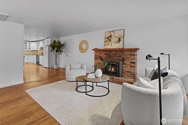 12121 NE 66th Street, Kirkland, WA 98033