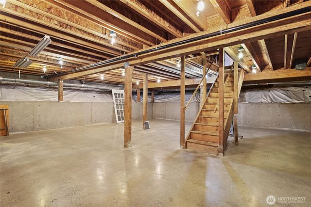 12121 NE 66th Street, Kirkland, WA 98033