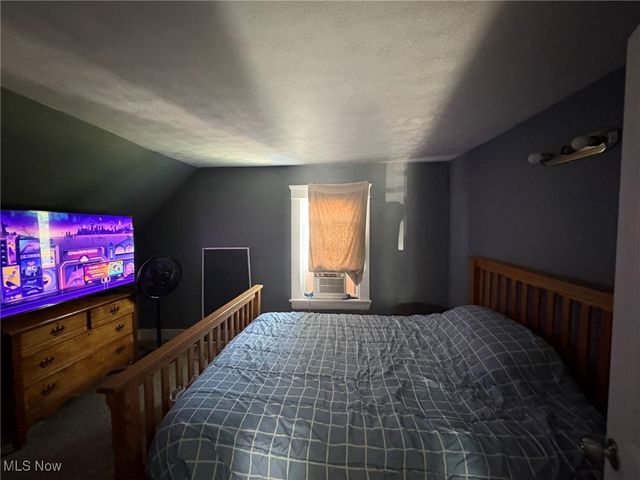 1014 W 20th Street, Lorain, OH 44052