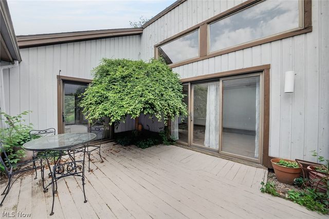 31 Pinewood Drive, Medina, OH 44256